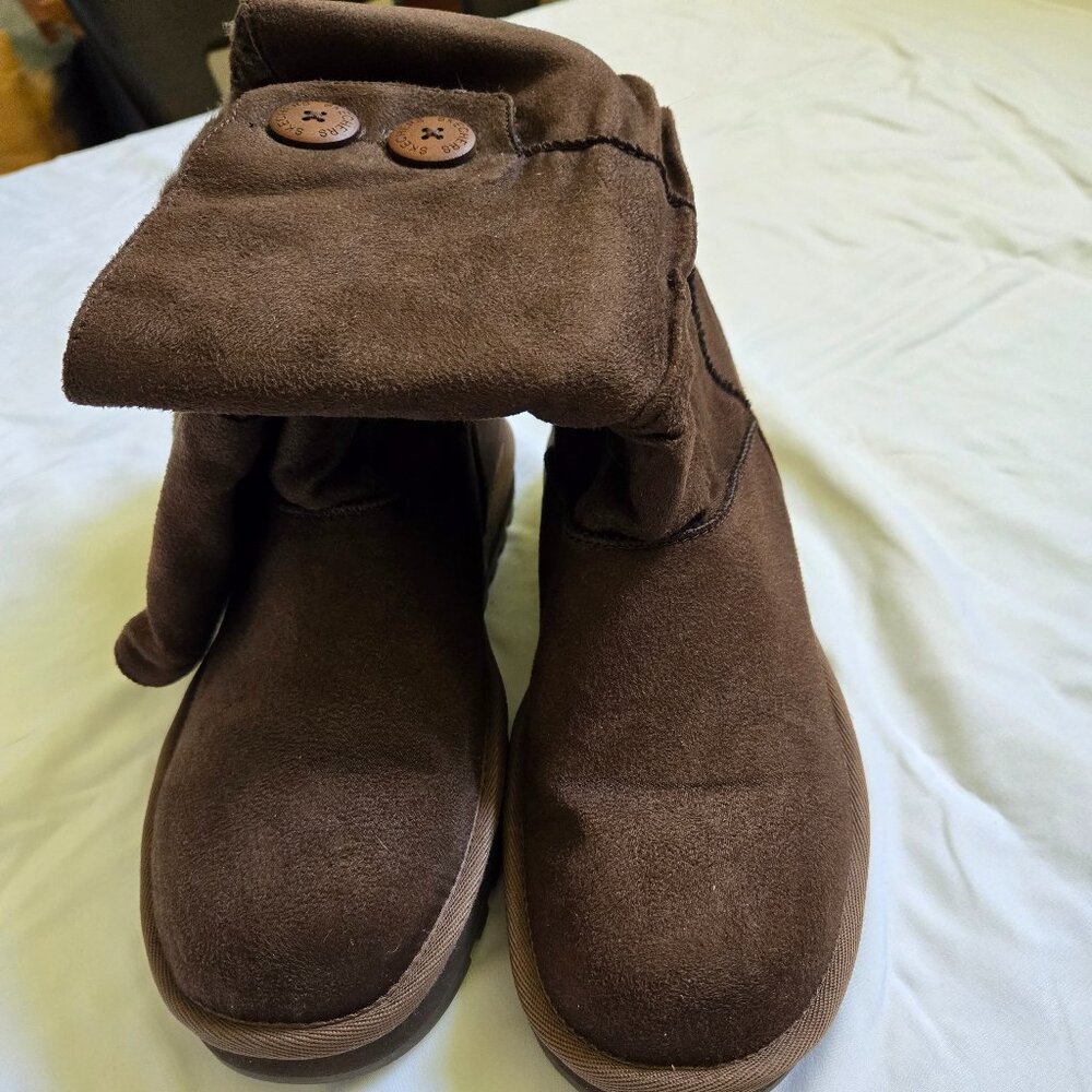 WOMEN'S BROWN PULL-ON WINTER BOOTS BY SKECHERS AUSTRALIA, SIZE 10
